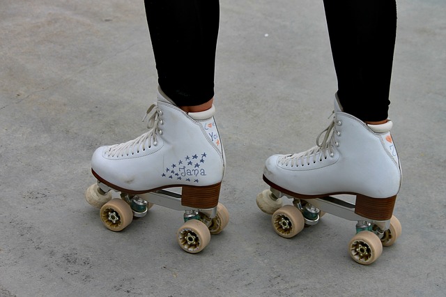 turn your shoes into skates