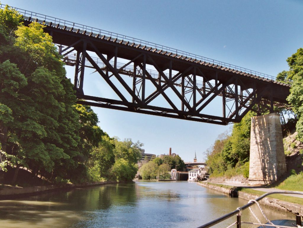 Bridge truss, the current double lift Lockport Lock is left in the distance with the northern "Flight of Five" to its right. 